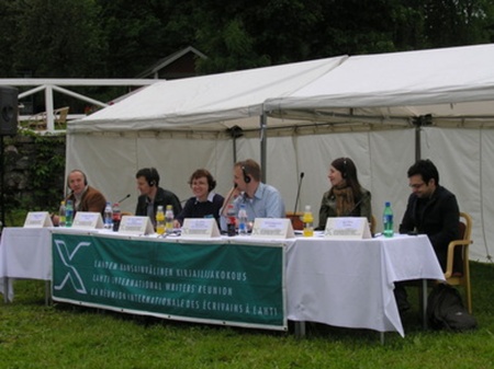 0906141210_keskustelua_14.6._009